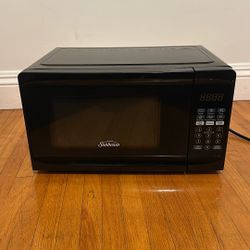 Sunbeam Microwave Works Great