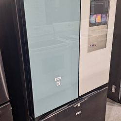 New Samsung Bespoke Family Hub 36"inch In Excellent Condition Whit Warranty Refrigerator 