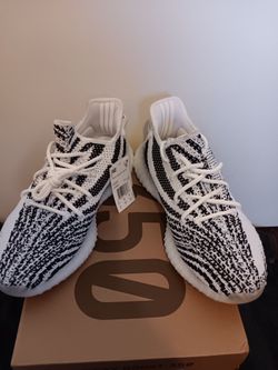 Yeezy Boost 350 V2 White-Black