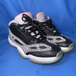 Size 7 Nike Air Jordan 11 Retro Low IE "Black Cement" 2020 Men's 919712-006