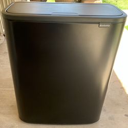 Brabantia garbage bin