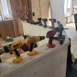 Lot of Professional Cordless Drills & Drivers – DeWalt, Milwaukee, Hilti, Makita & More!