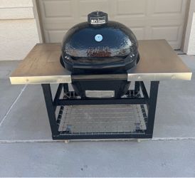 Primo Grill with stainless steel top,steel cart