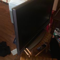 42 Inch Tv With Built In DVD Player 