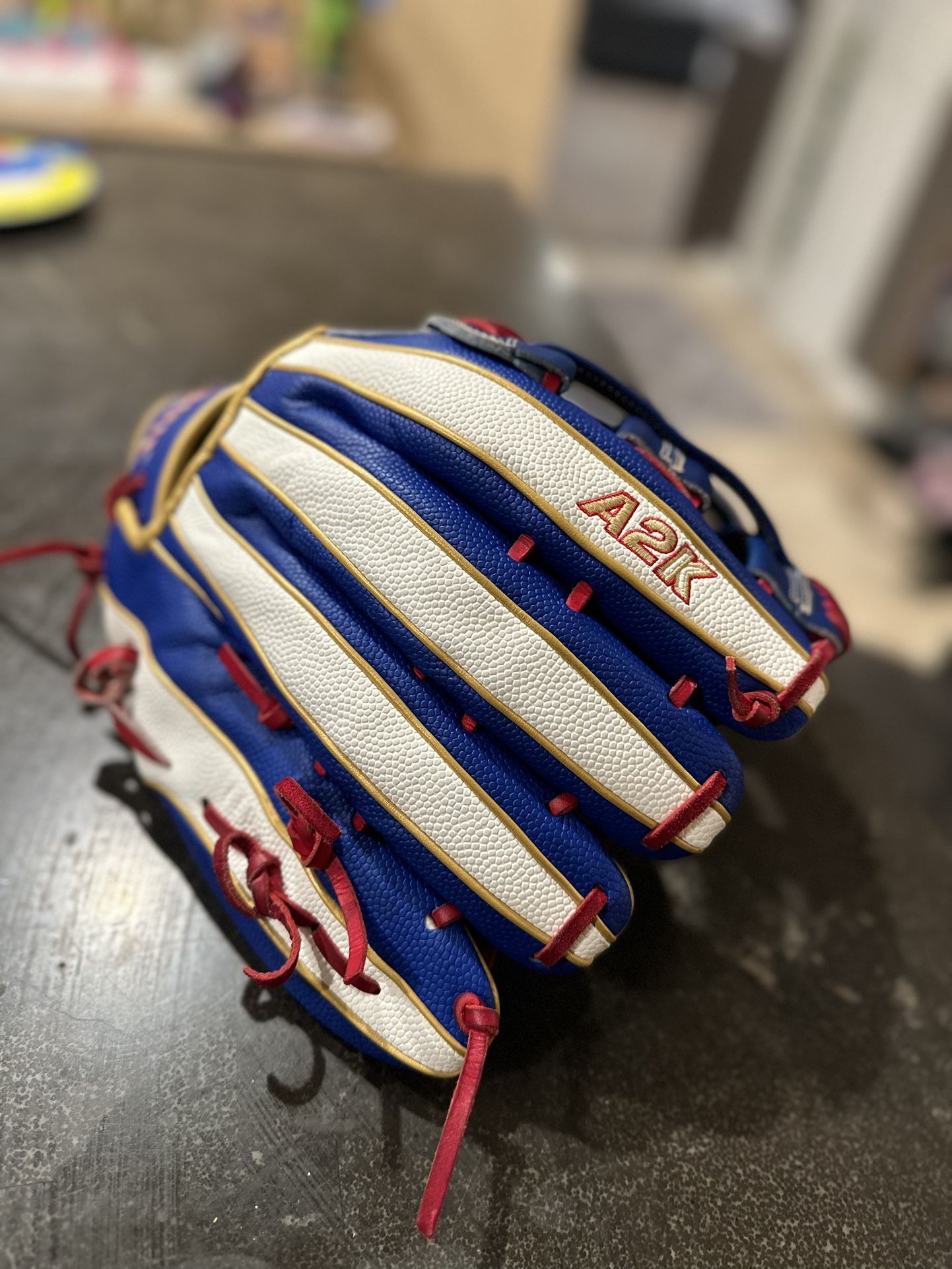 Wilson A2K Left Hand Throw