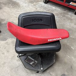 Honda dirt bike seat unknown model Honda CRF CR