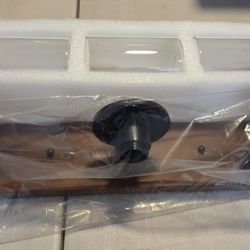 Modern Bathroom Right Fixture Up2