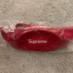 Supreme small waist bag （brand new）
