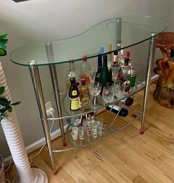 Modern Glass & Chrome Bar – Great Condition