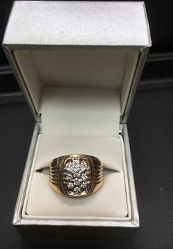 14k yellow gold diamond ring