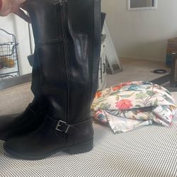 Tall Boots Size 7 