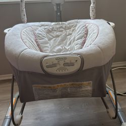 Graco 2-and-1 Baby Swing And Bouncer