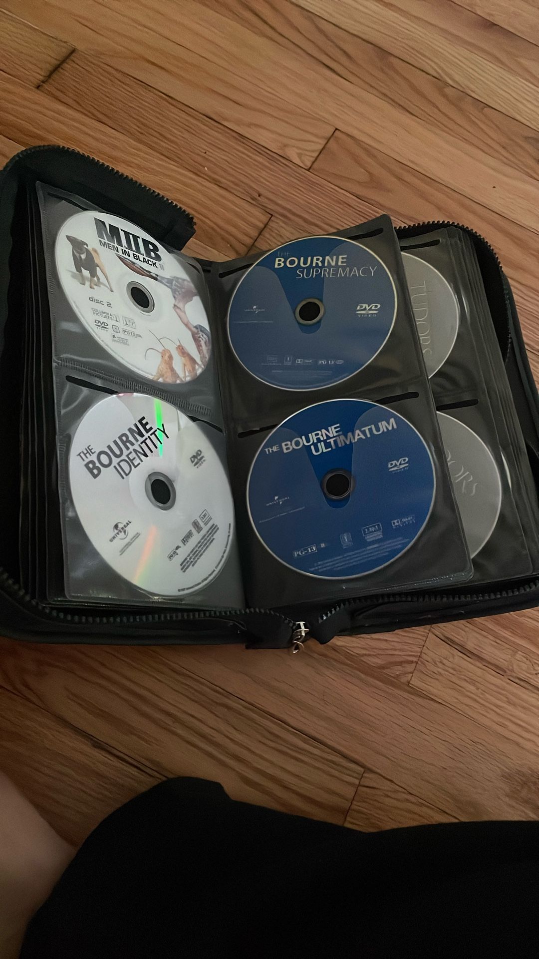 Radom DVDs 