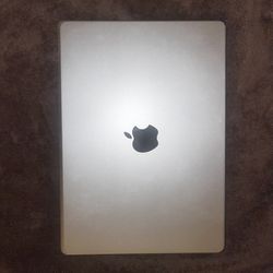 MacBook Pro 14 inch 2021 500 GB