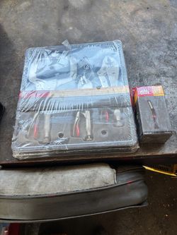 Pressure pliers/mini light/ knife kit