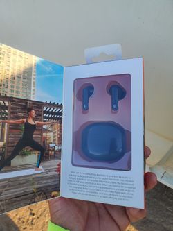 ILIVE WIRELESS NOISE CANCELING EARBUDS