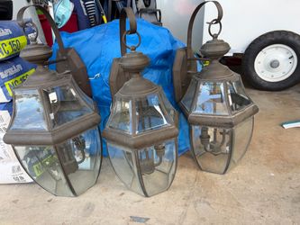 Outdoor wall lanterns