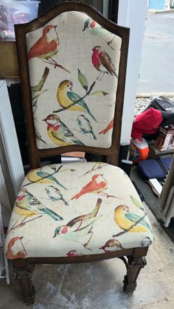 🐦 Accent Chair – Bird Print Upholstered Chair – $25 🐦  Unique