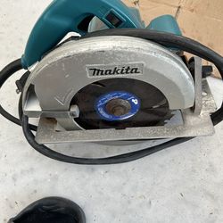 Makita circular saw