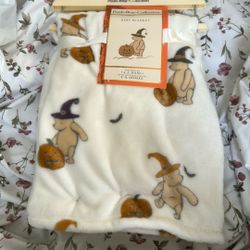 Winnie The Pooh halloween Blanket
