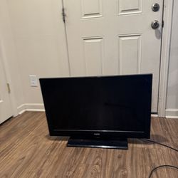 Sanyo 32” LCD 720p 60hz TV