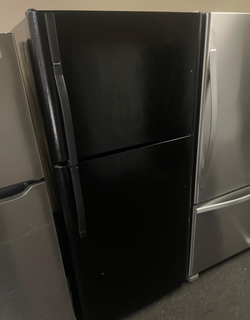 Unknown Brand Top Freezer Fridge – Black, Ice Maker, Clean