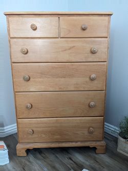 Dresser and nightstand