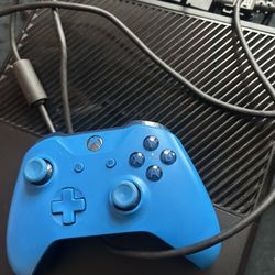 XBOX ONE 500gb