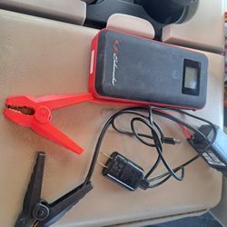 Portable Jumpstart And Wireless Air Compressor 