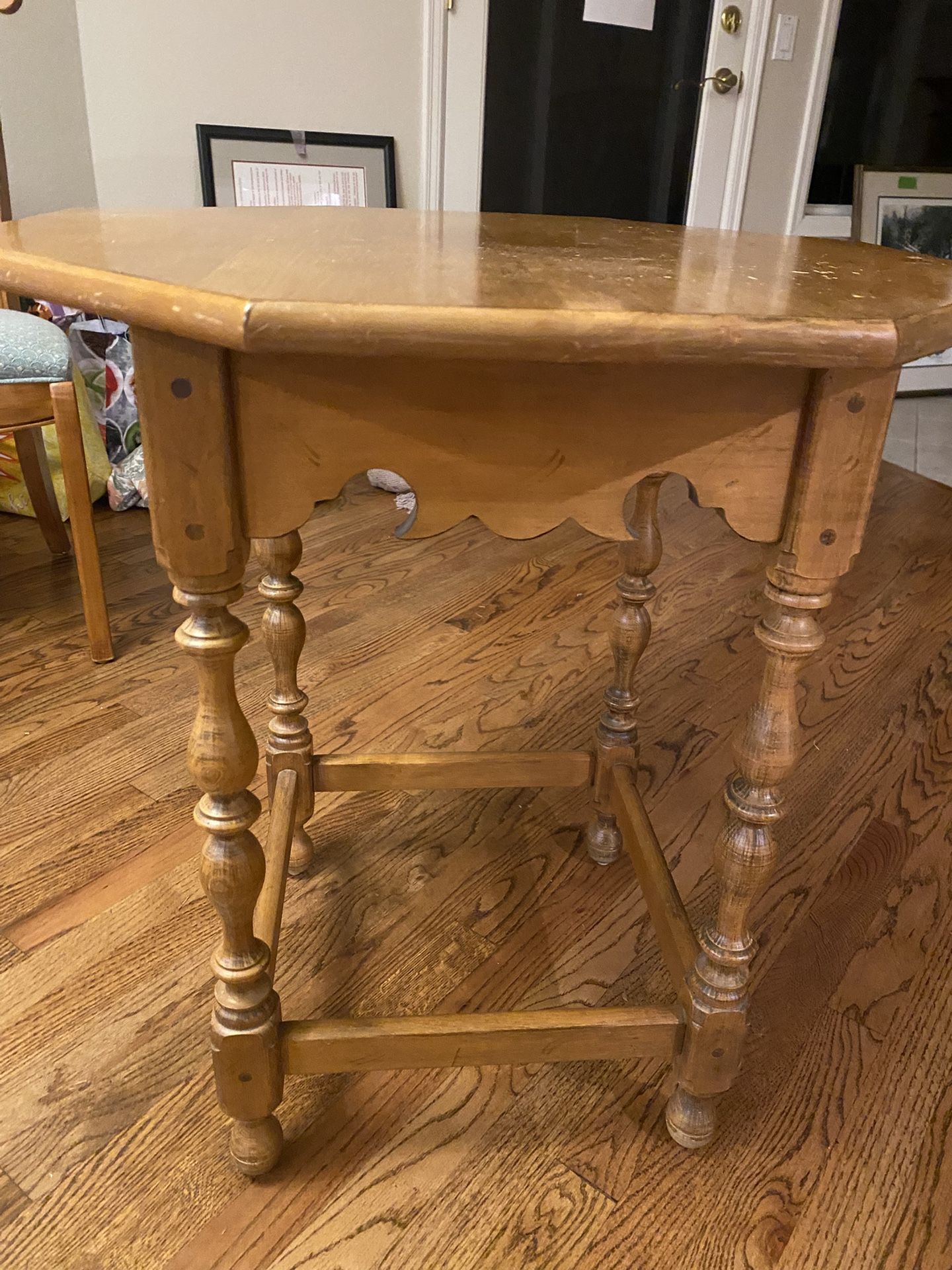 Vintage Ethan And Allen Table 