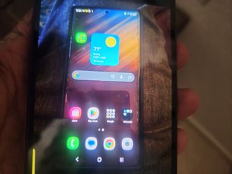 S22 ultra 128g unlocked back glass has crack $220