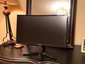 Samsung monitor with razer keyboard mouse and headset