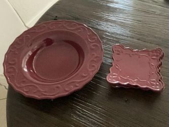 PRINCESS HOUSE LARGE PLATE WITH 4 SMALL SERVING PLATES PICK UP TODAY