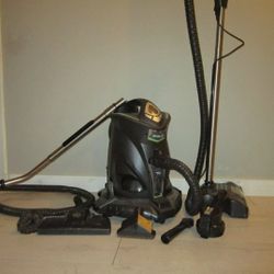 ritello vaccum  commercial  residential.  car cleaner  furniture office vaccum with attachments 