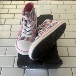 Size 10 Girls Converse