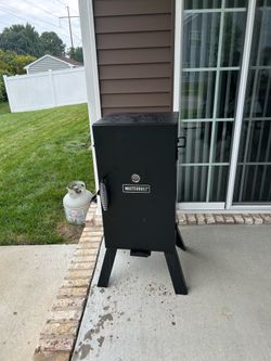 Electric smoker