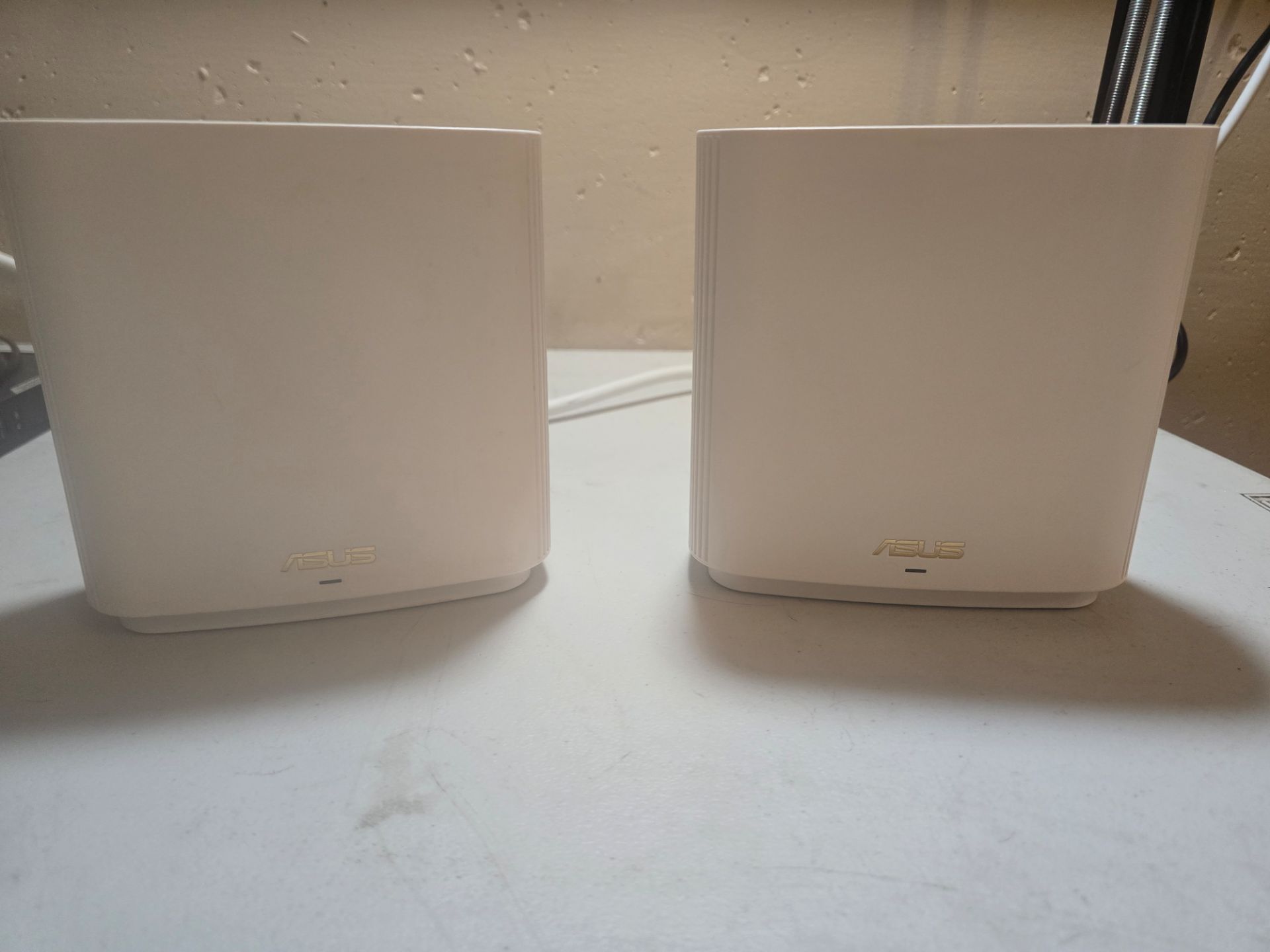 ASUS ZenWiFi XT8 AX6600 Tri-Band Mesh WiFi Router System — 2 Nodes
