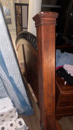 King Size Footboard and Headboard with railings