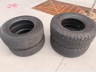 Tire 317/70/r17.     2650/70/r18