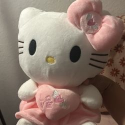 Hello kitty Plushie