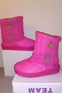 Kids boots never used