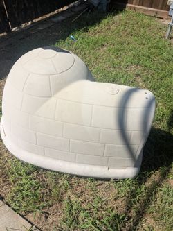 Dog house