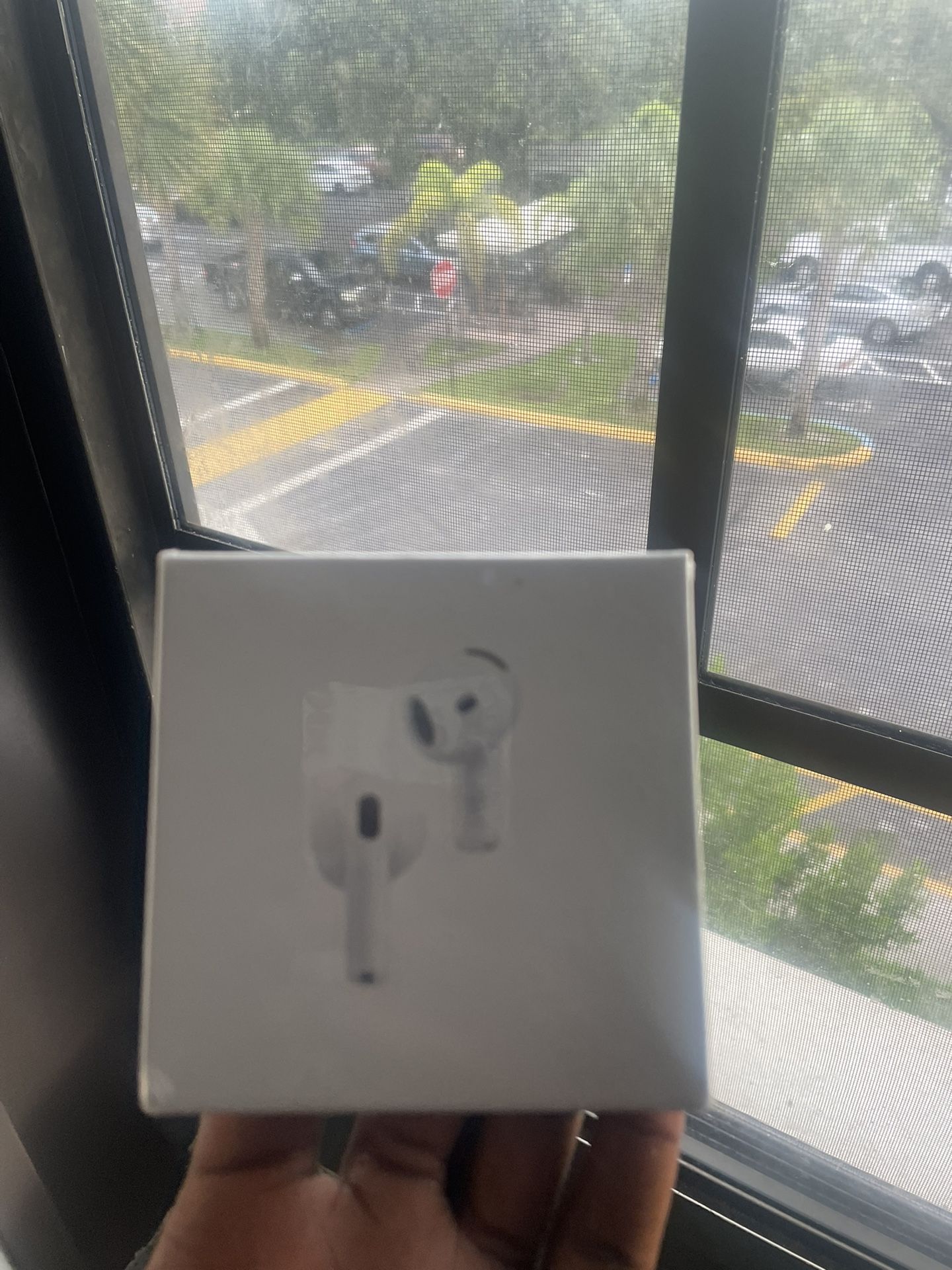AirPods Gen 4