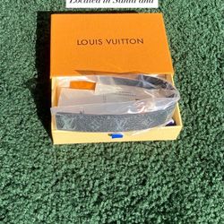 Lv Braclet