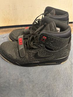 Men’s Jordan Nike shoes size 11.5