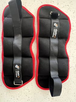  Ankle Weight Pair 2.5 LBS, Set of 2 with Adjustable