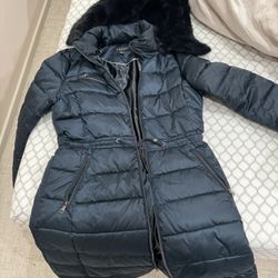 Women's Winter Jacket Size - M