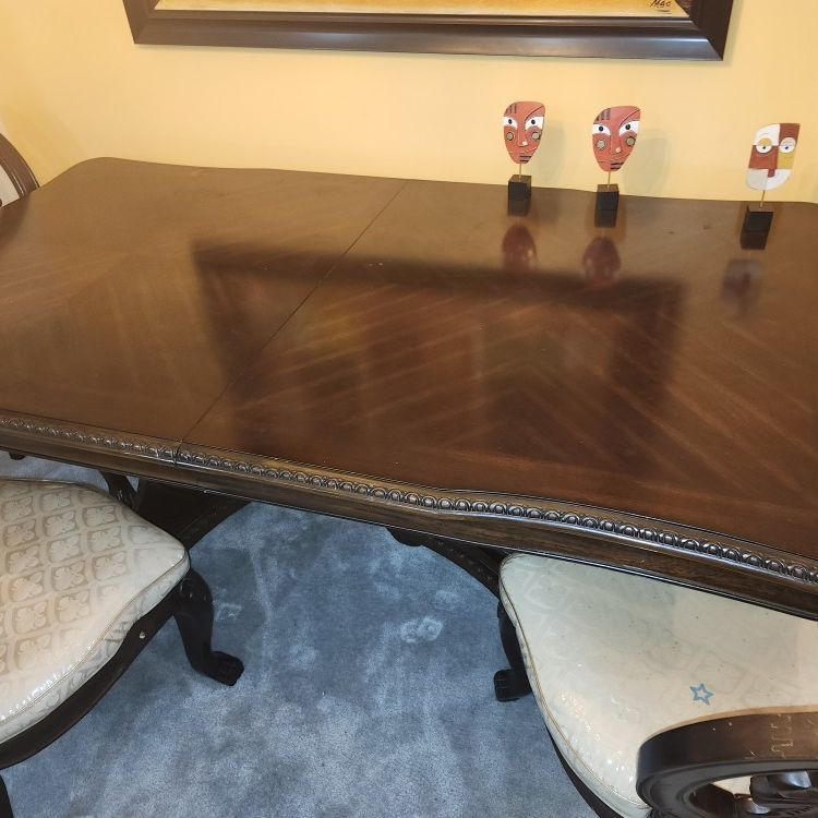 Real Wood Dinning Table