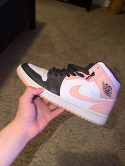 Jordan 1 mid