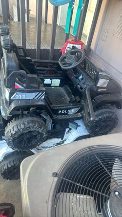 Kids electric car